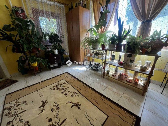 Eladó családi ház, Tiszaalpáron 44.9 M Ft, 4 szobás