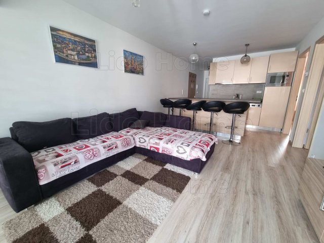 Eladó téglalakás, Siófokon 85 M Ft, 3 szobás