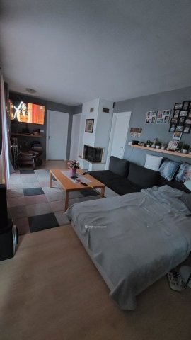 Eladó családi ház, Héderváron 119.9 M Ft, 6+2 szobás