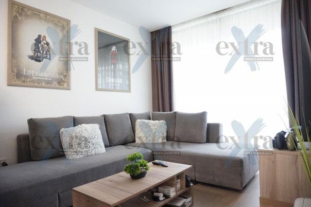 Eladó téglalakás, Szegeden 78 M Ft, 2 szobás