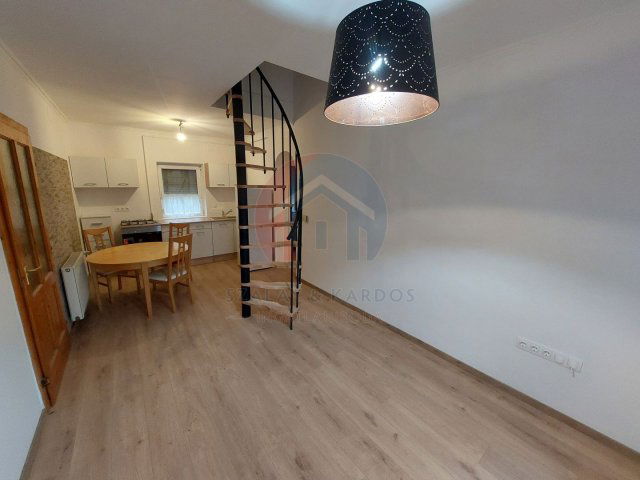 Kiadó családi ház, albérlet, Sopronban 270 E Ft / hó, 4 szobás