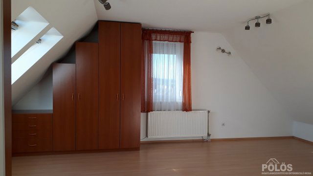 Kiadó téglalakás, albérlet, Béren 127 E Ft / hó, 1 szobás