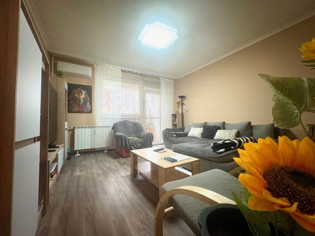 Eladó panellakás, Kecskeméten 51 M Ft, 2+1 szobás