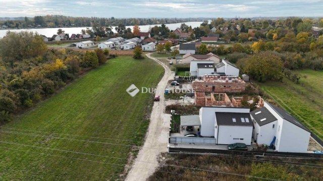 Eladó téglalakás, Ráckevén 63.5 M Ft, 3 szobás