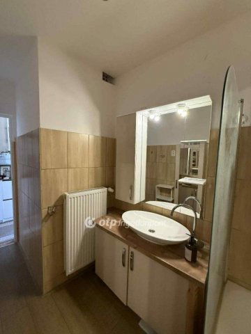 Eladó téglalakás, Egerben 58 M Ft, 3+1 szobás