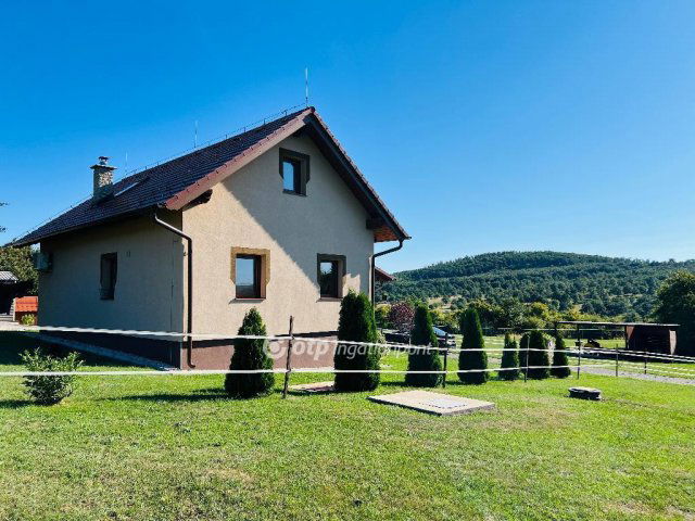 Eladó családi ház, Hidegkúton 275 M Ft, 3+1 szobás