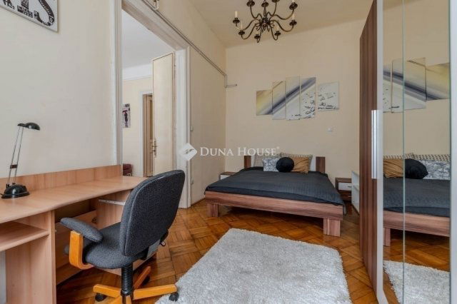 Eladó téglalakás, Budapesten, VIII. kerületben 139 M Ft