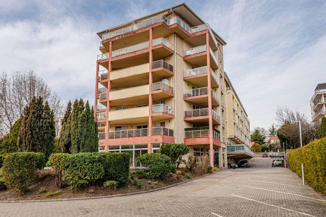 Kiadó téglalakás, albérlet, Balatonfüreden 340 E Ft / hó