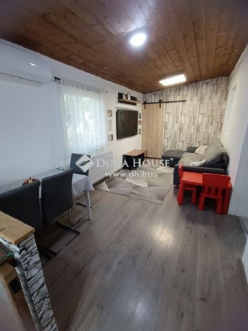 Eladó családi ház, Sóskúton 65 M Ft, 4 szobás