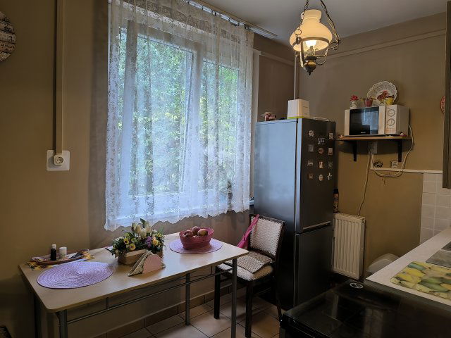 Eladó panellakás, Egerben 47.3 M Ft, 2 szobás