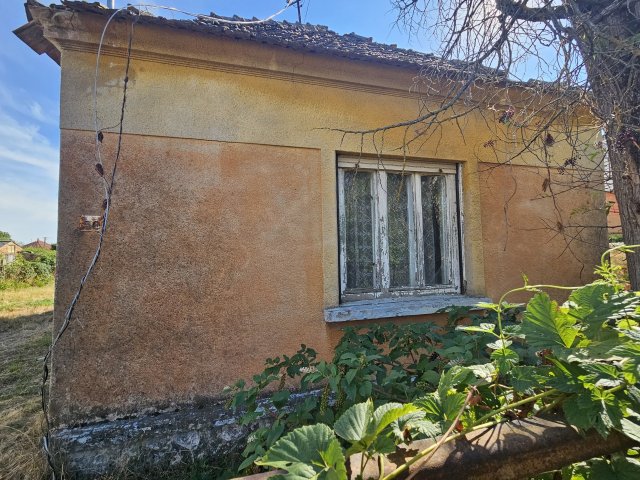 Eladó családi ház, Vaszaron 9.9 M Ft, 1 szobás