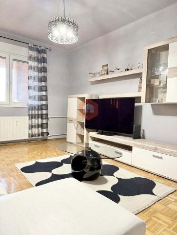 Eladó téglalakás, Pécsett 49.9 M Ft, 2 szobás