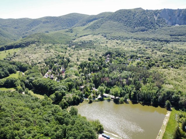 Eladó nyaraló, Bélapátfalván 79.9 M Ft, 3+1 szobás