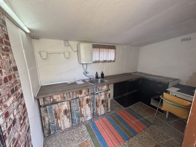 Eladó nyaraló, Tatabányán 16.9 M Ft, 1 szobás