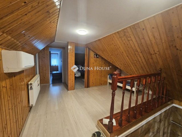 Eladó téglalakás, Mohácson 52.9 M Ft, 4 szobás