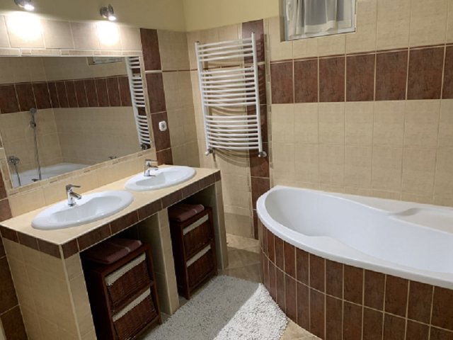 Eladó családi ház, Hajdúböszörményen 79.6 M Ft, 3 szobás