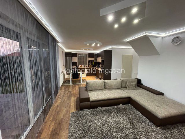 Eladó sorház, Nyíregyházán 75 M Ft, 4+1 szobás