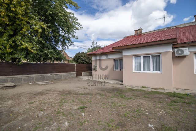 Eladó telek, Budapesten, XX. kerületben 89.9 M Ft