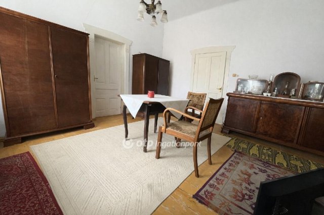 Eladó családi ház, Derecskén 60 M Ft, 6 szobás