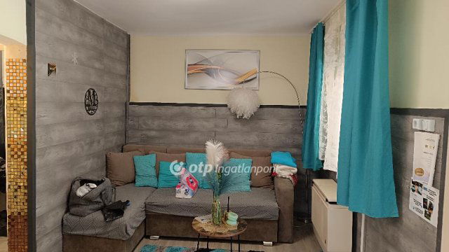 Eladó családi ház, Sirokban 32.5 M Ft, 2+1 szobás