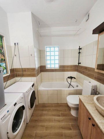 Kiadó téglalakás, albérlet, Pécsett 225 E Ft / hó, 2 szobás