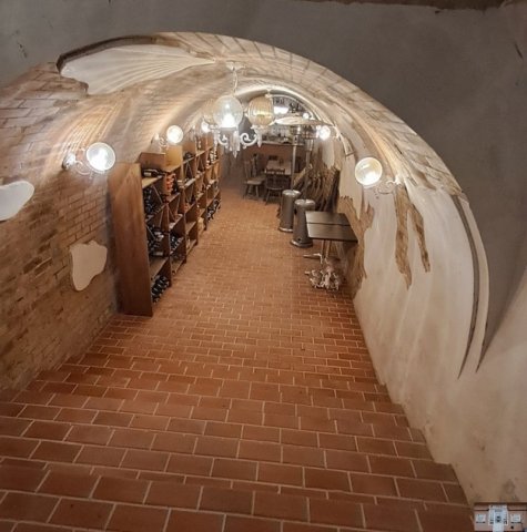 Eladó üzlethelyiség, Monoron 98 M Ft / költözzbe.hu