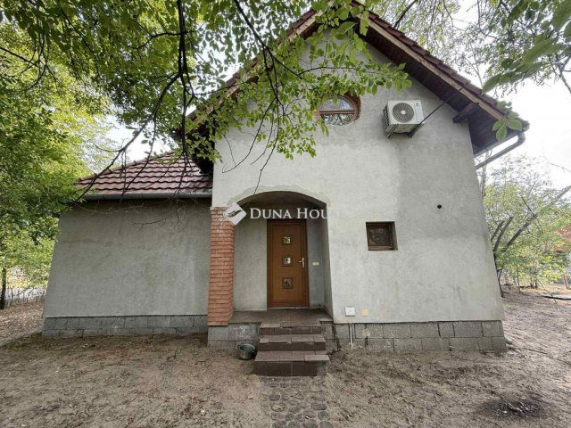 Eladó családi ház, Ballószögön 74.9 M Ft, 4 szobás