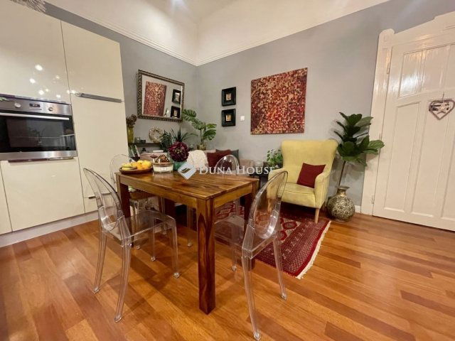 Eladó téglalakás, Budapesten, II. kerületben 104 M Ft, 3 szobás