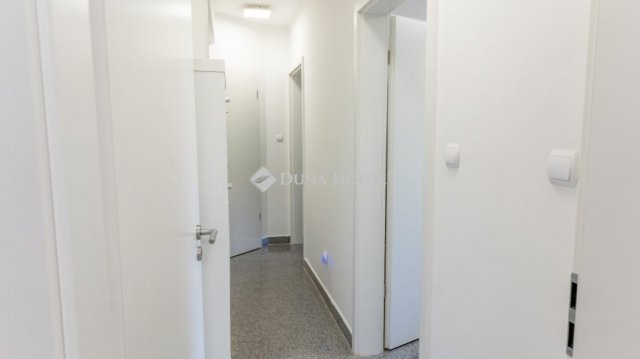 Eladó téglalakás, Budapesten, XIV. kerületben 120 M Ft, 3 szobás