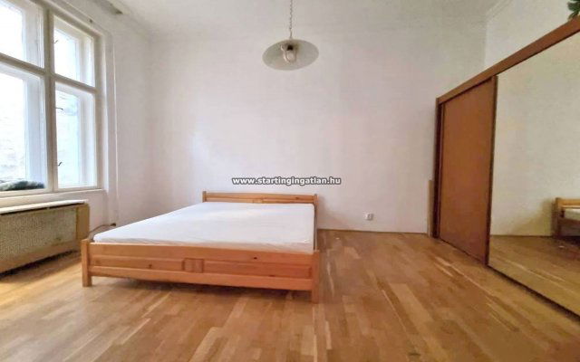 Kiadó téglalakás, albérlet, VII. kerületben, Akácfa utcában