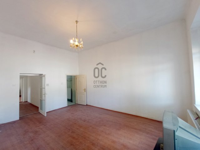 Eladó téglalakás, Nyíregyházán 30 M Ft, 1 szobás