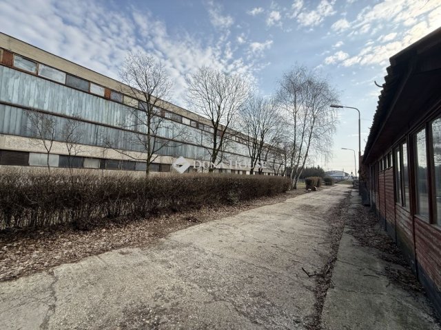 Eladó ipari ingatlan, Székesfehérvárott 1700 M Ft