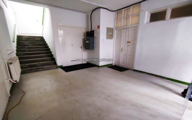 Eladó ipari ingatlan, Budapesten, IX. kerületben, Gubacsi úton