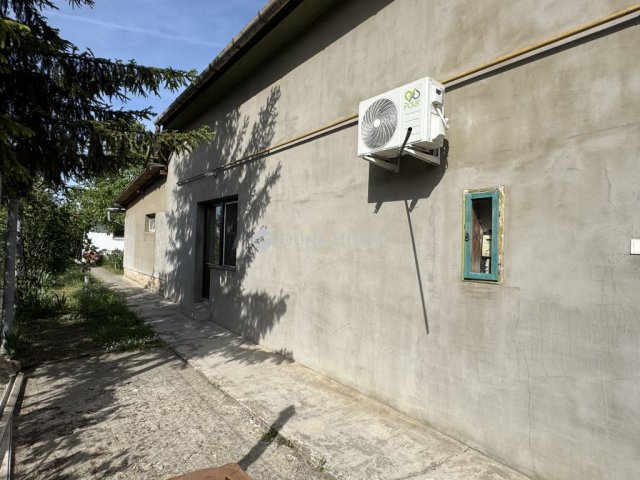 Eladó családi ház, Békéscsabán 32 M Ft, 2 szobás
