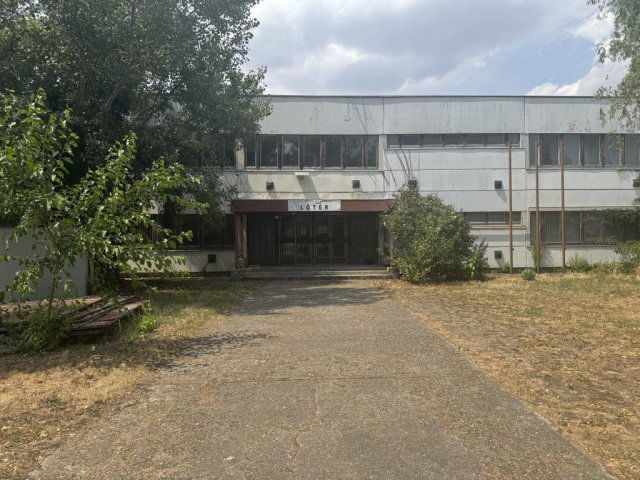 Eladó ipari ingatlan, Szolnokon 1000.5 M Ft / költözzbe.hu