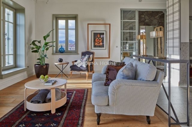 Eladó családi ház, Szentendrén 238 M Ft, 3 szobás