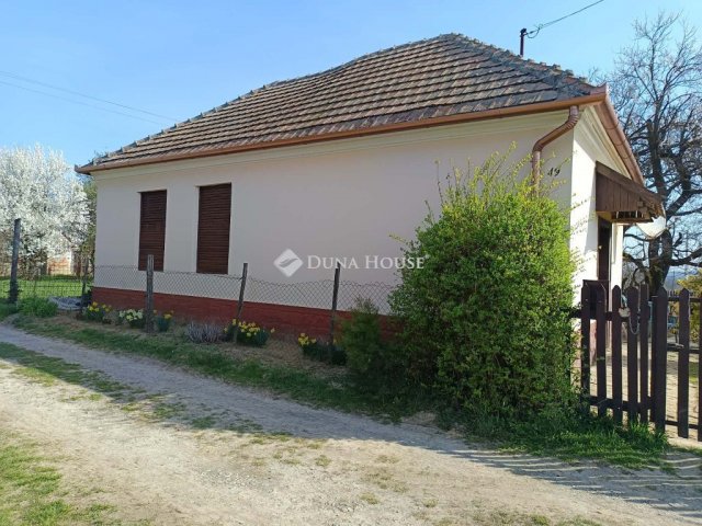 Eladó családi ház, Mozsgón 27.5 M Ft, 2 szobás