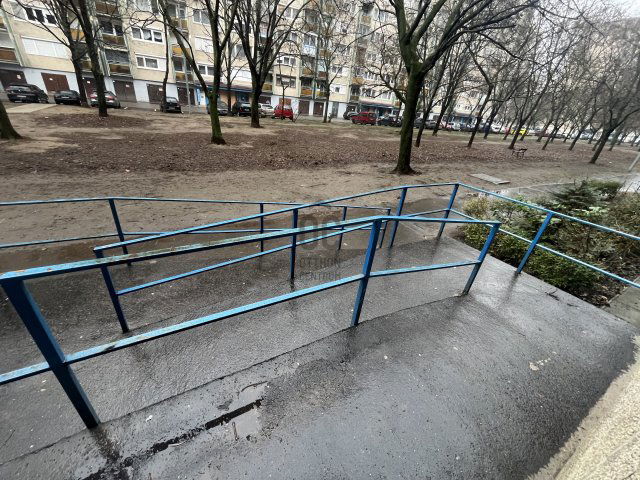 Eladó panellakás, Budapesten, X. kerületben 69.99 M Ft, 3 szobás