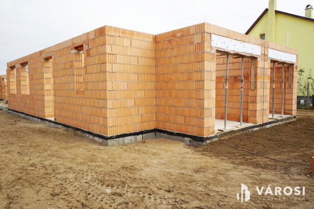 Eladó ikerház, Budapesten, XVIII. kerületben 122 M Ft, 4 szobás