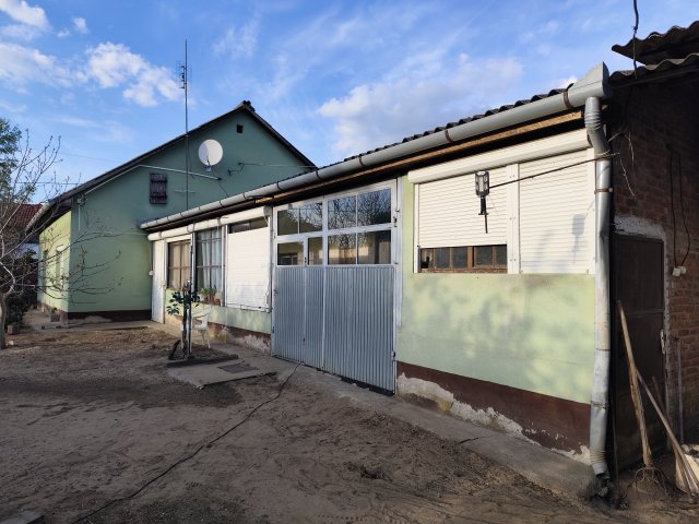 Eladó családi ház, Hajdúsámsonon 41.5 M Ft, 2 szobás