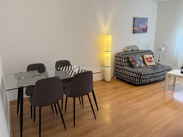 Kiadó téglalakás, albérlet, X. kerületben, Tavas utcában