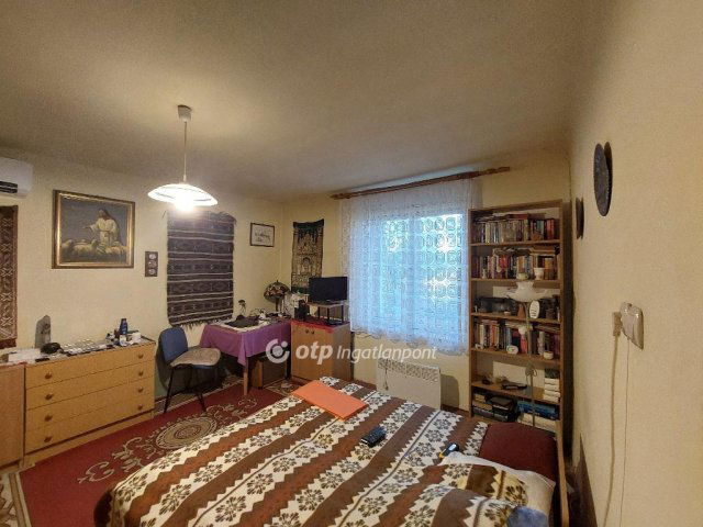 Eladó családi ház, Szabadszálláson 13 M Ft, 3 szobás