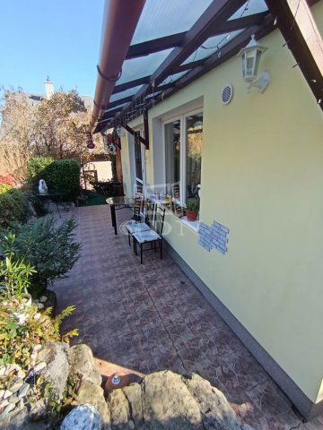 Eladó családi ház, Érden 119.9 M Ft, 5 szobás