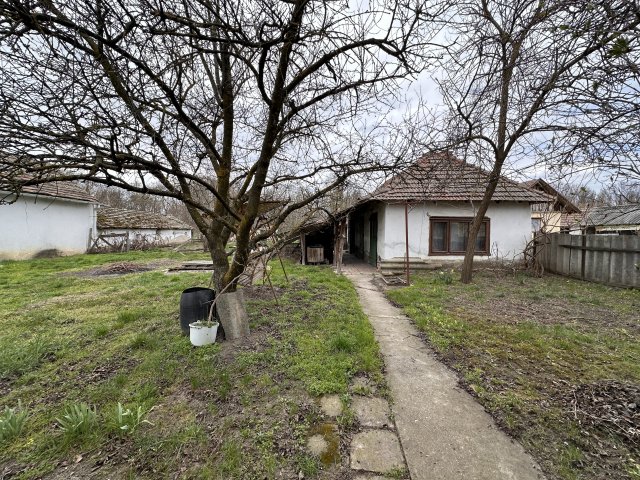 Eladó családi ház, Csárdaszálláson 7.99 M Ft, 2 szobás