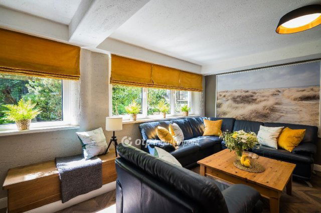 Eladó családi ház, Siófokon 650 M Ft, 16+2 szobás