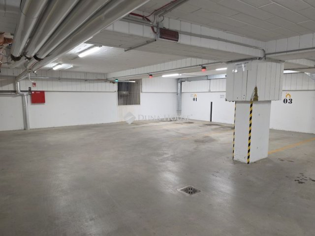 Eladó garázs, Pécsett 6.6 M Ft / költözzbe.hu