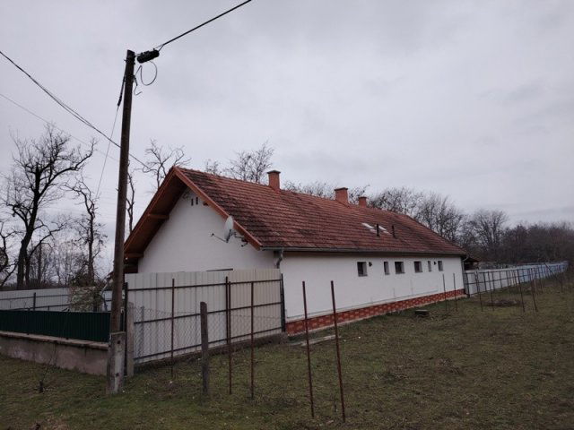 Eladó ikerház, Ócsán 85 M Ft, 2+1 szobás / költözzbe.hu