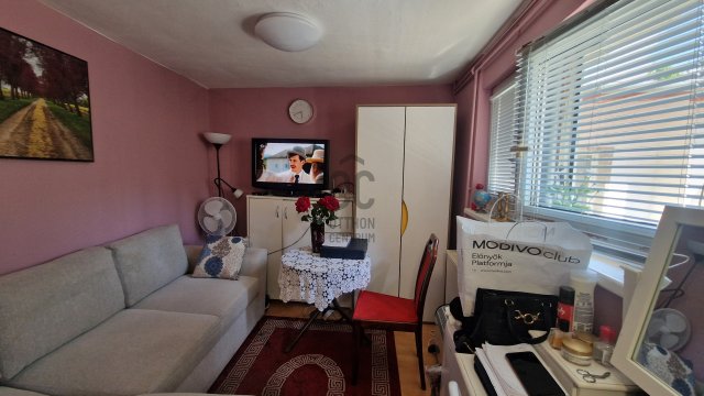 Eladó téglalakás, Budapesten, XX. kerületben 28 M Ft, 1 szobás