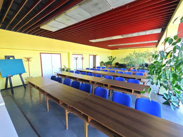 Kiadó iroda, Miskolcon 438 E Ft / hó, 1 szobás