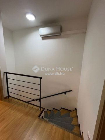 Eladó téglalakás, Gyömrőn 99.2 M Ft, 5 szobás